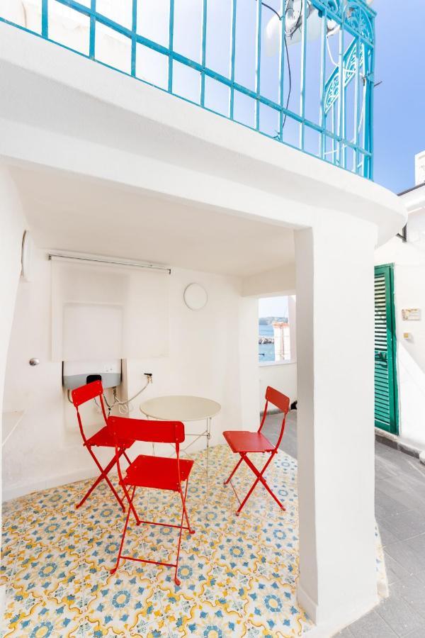 La Dependance - Gioia Apartments Procida Esterno foto